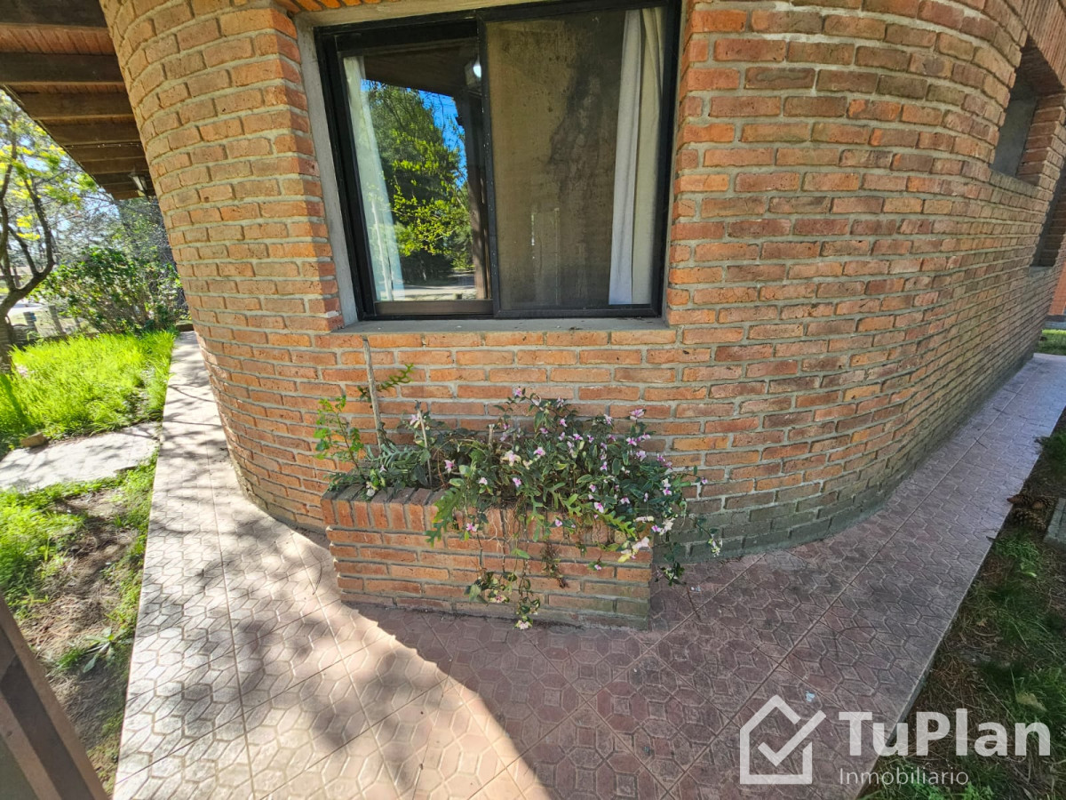 Apartamento ID.1856 - (Ref 4.262) Se alquila casa de 2 dormitorios cercana a la playa en Piriápolis 