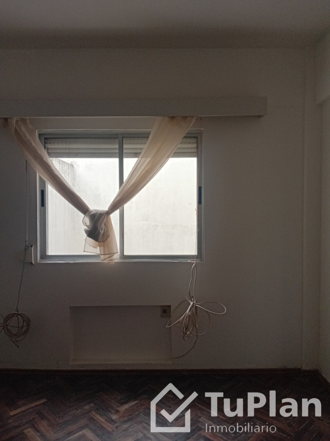 Apartamento ID.1993 - Ref. 5044 Apartamento 2 Dormitorios en Tres Cruces Alquiler y Venta