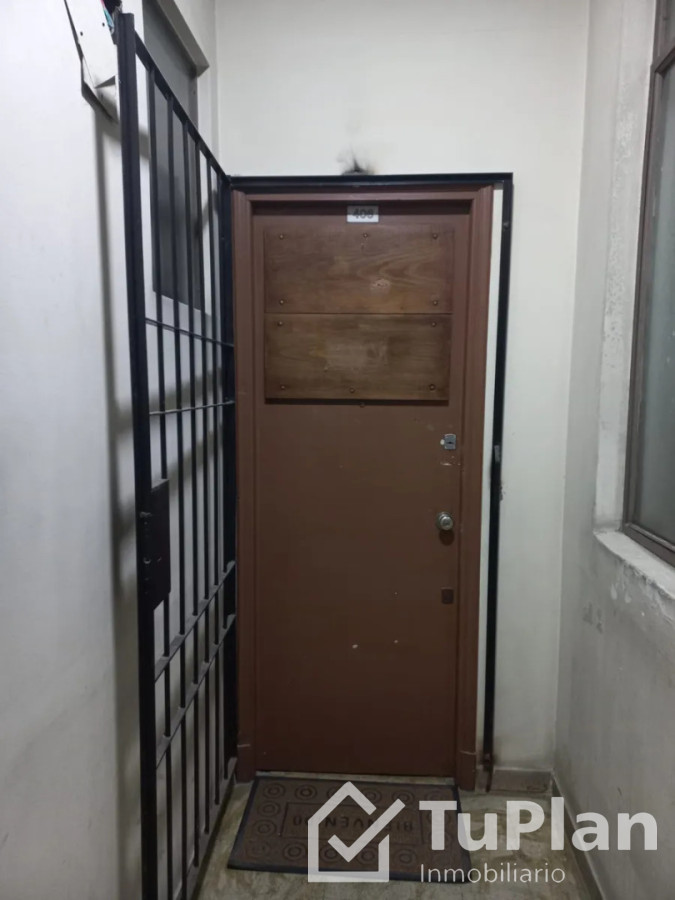 Apartamento ID.1916 - (Ref 4.321) Se alquila apartamento o local comercial de 1 dormitorio en el Centro 