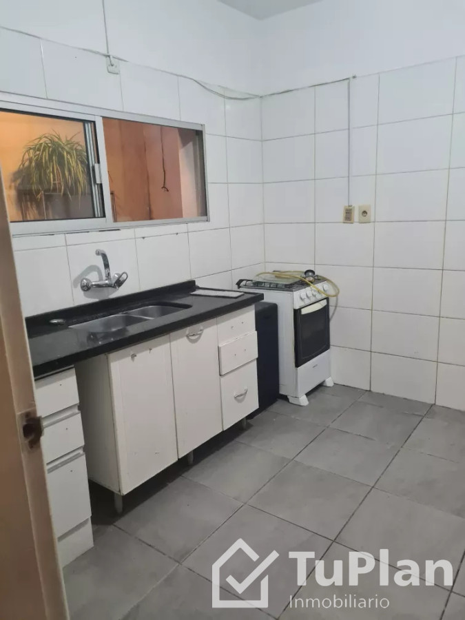 Apartamento ID.1685 - (Ref:4.098)Apto 2dorm amoblado centro