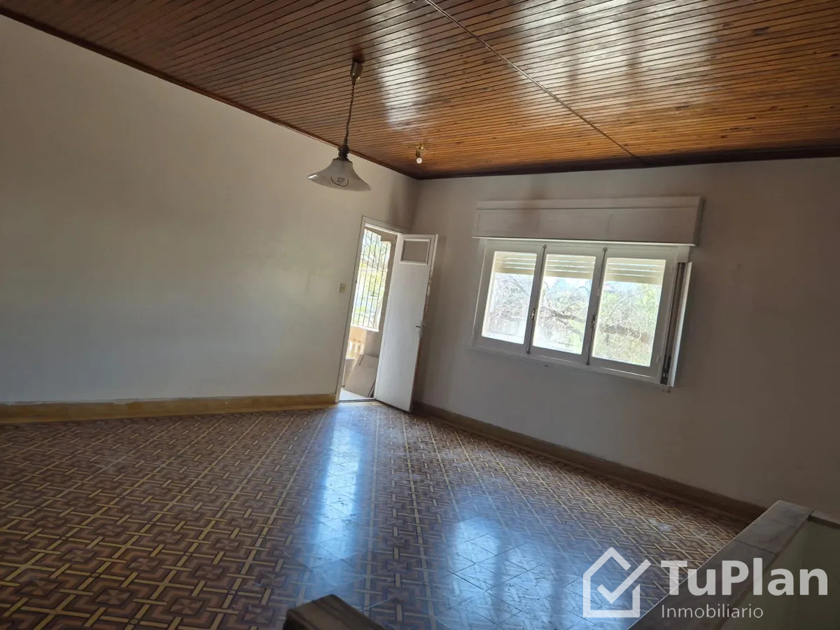 Apartamento ID.1890 - (Ref 4.295) Se alquila casa de 2 dormitorios en Brazo Oriental 