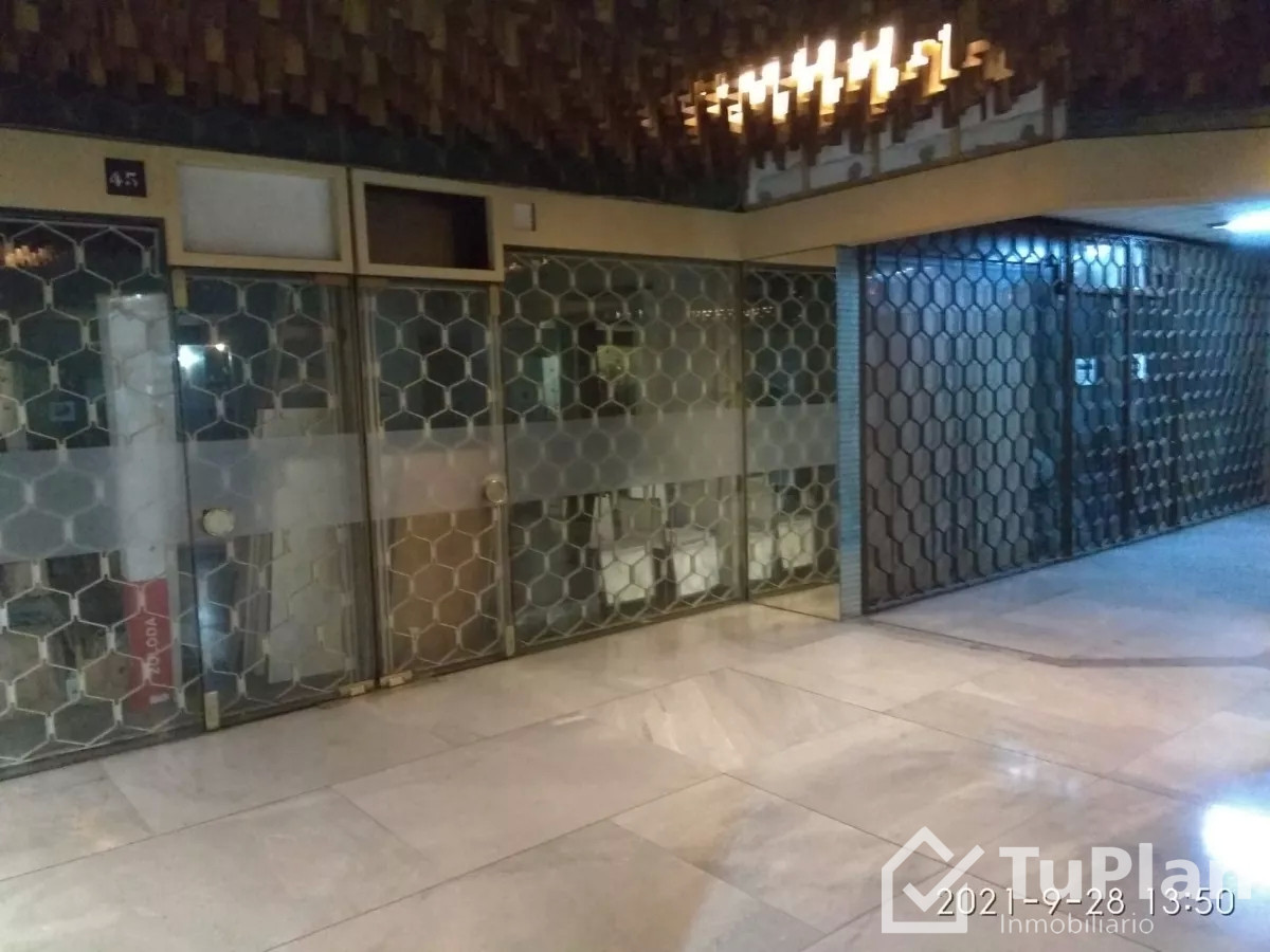 Apartamento ID.1382 - (Ref: 3.659) Oportunidad! local comercial!sobre 18 de Julio!