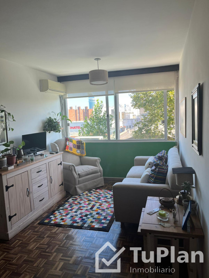Apartamento ID.1310 - (Ref. 3.583) Venta de Apartamento de 1 dormitorio en el Centro 