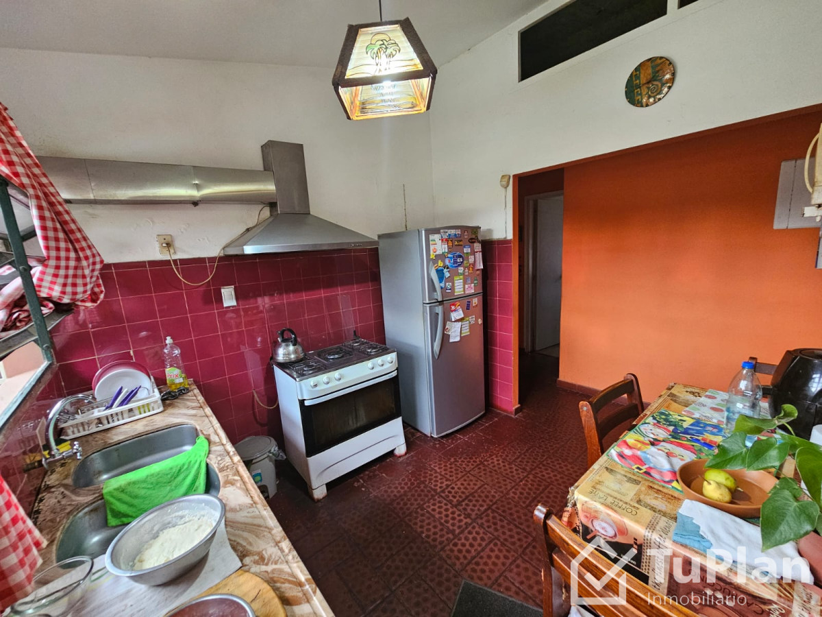 Apartamento ID.1761 - (Ref 4.170) Se vende casa+apartamento en Shangrilá Sur 