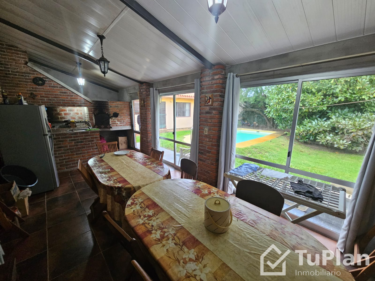 Apartamento ID.1761 - (Ref 4.170) Se vende casa+apartamento en Shangrilá Sur 