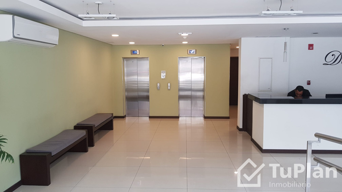 Apartamento ID.614 - (Ref: 2.636) Se vende oficina en Cordón
