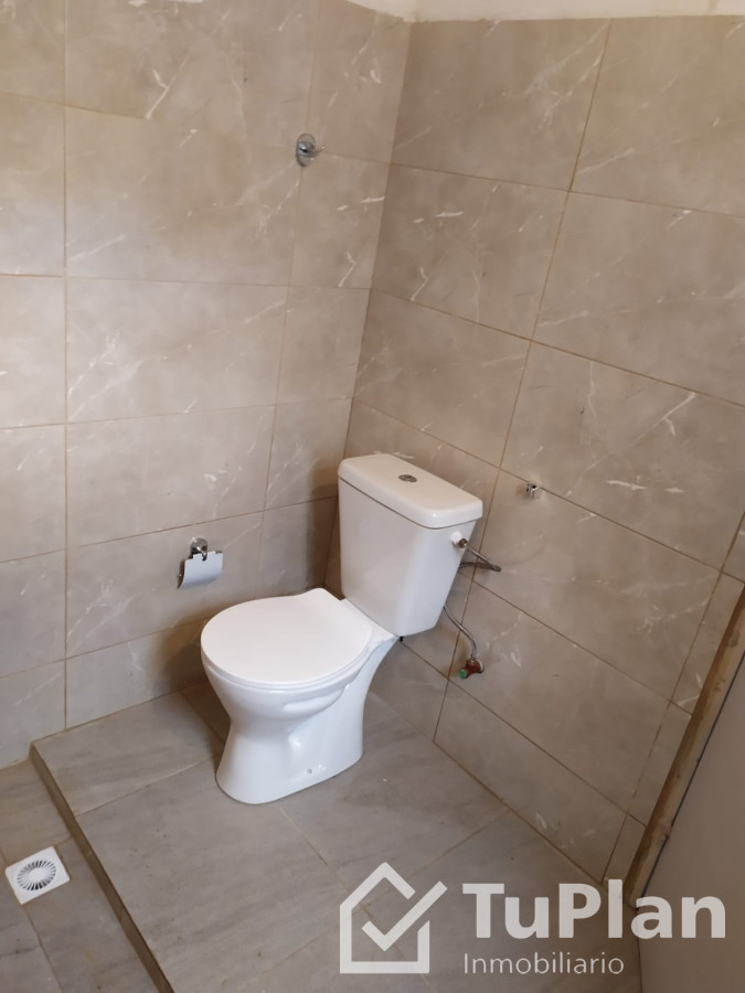 Apartamento ID.1765 - (Ref 4.174) Se alquila casa en el Cerro 