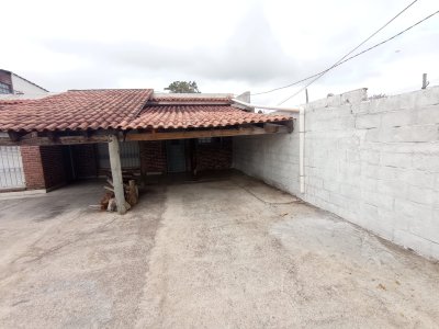 (Ref 4.325) Se venden 5 apartamentos en Barrio Ituzaingó