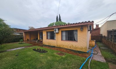 (Ref 4.170) Se vende casa+apartamento en Shangrilá Sur