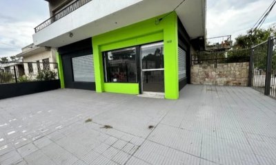 (Ref 4.269) Se vende local comercial en Cerro