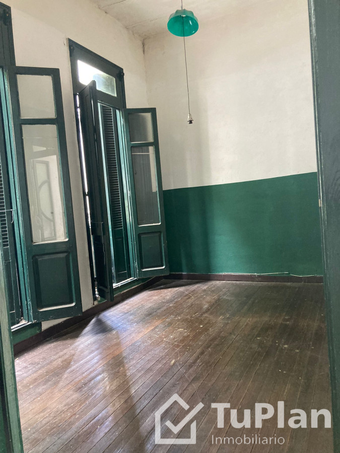 Casa ID.495 - (Ref: 2.519) Se alquila gran casa en Palermo