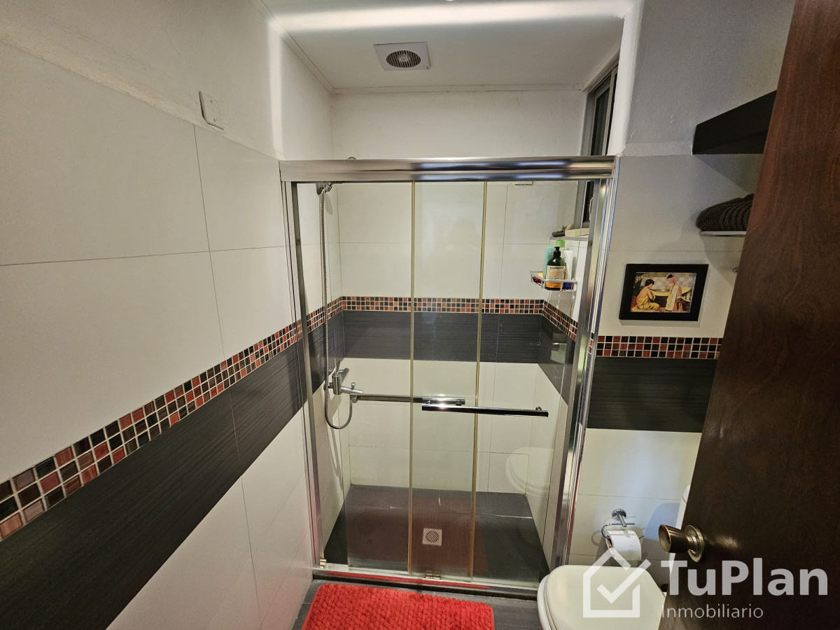 Casa ID.464 - (Ref: 2.489) Se vende hermosa casa en La Comercial