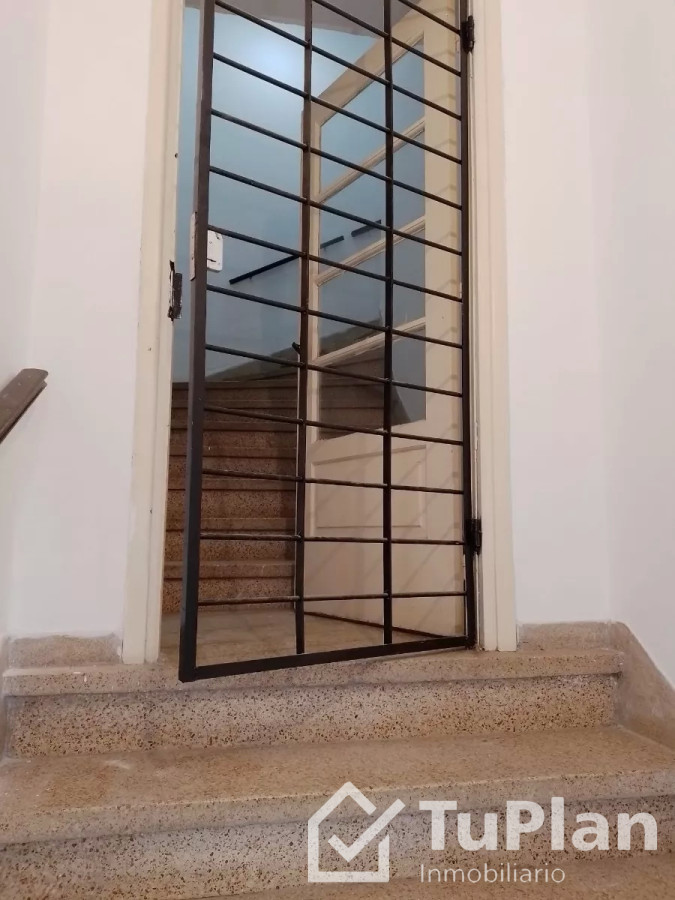 Casa ID.474 - (Ref: 2.498) Se alquila casa en Ciudad Vieja
