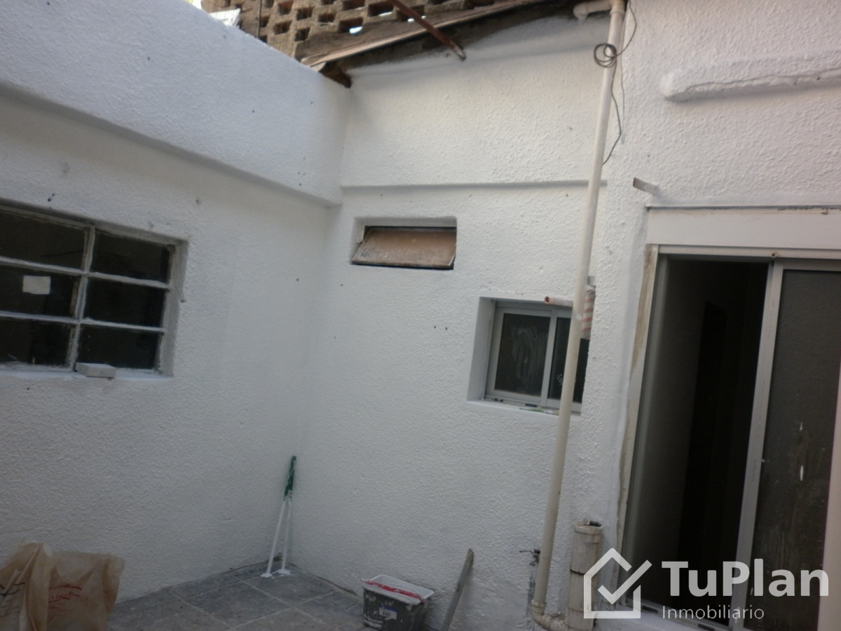 Casa ID.1089 - (Ref: 3.363) Alquiler de casa de 3 dormitorios, 2 baños garage y patio en Pocitos