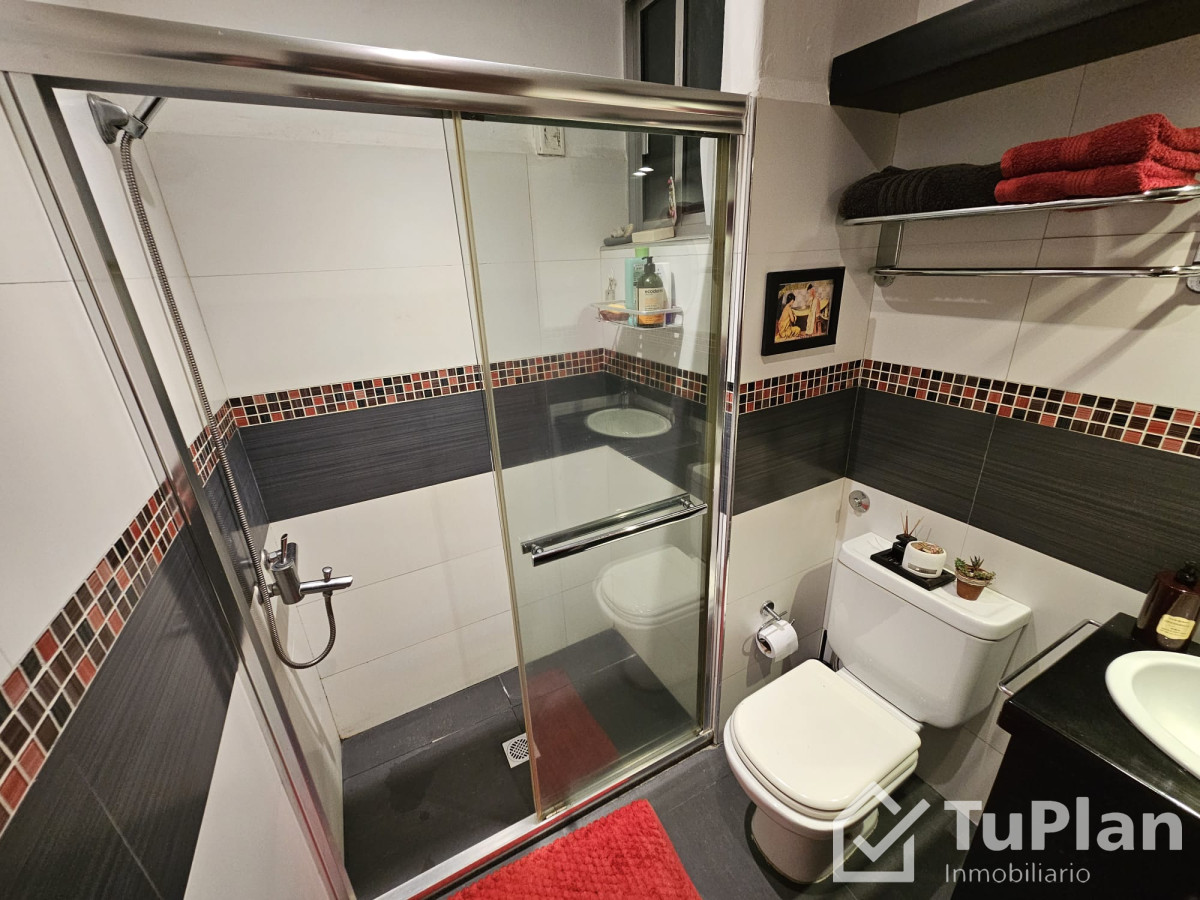 Casa ID.464 - (Ref: 2.489) Se vende hermosa casa en La Comercial
