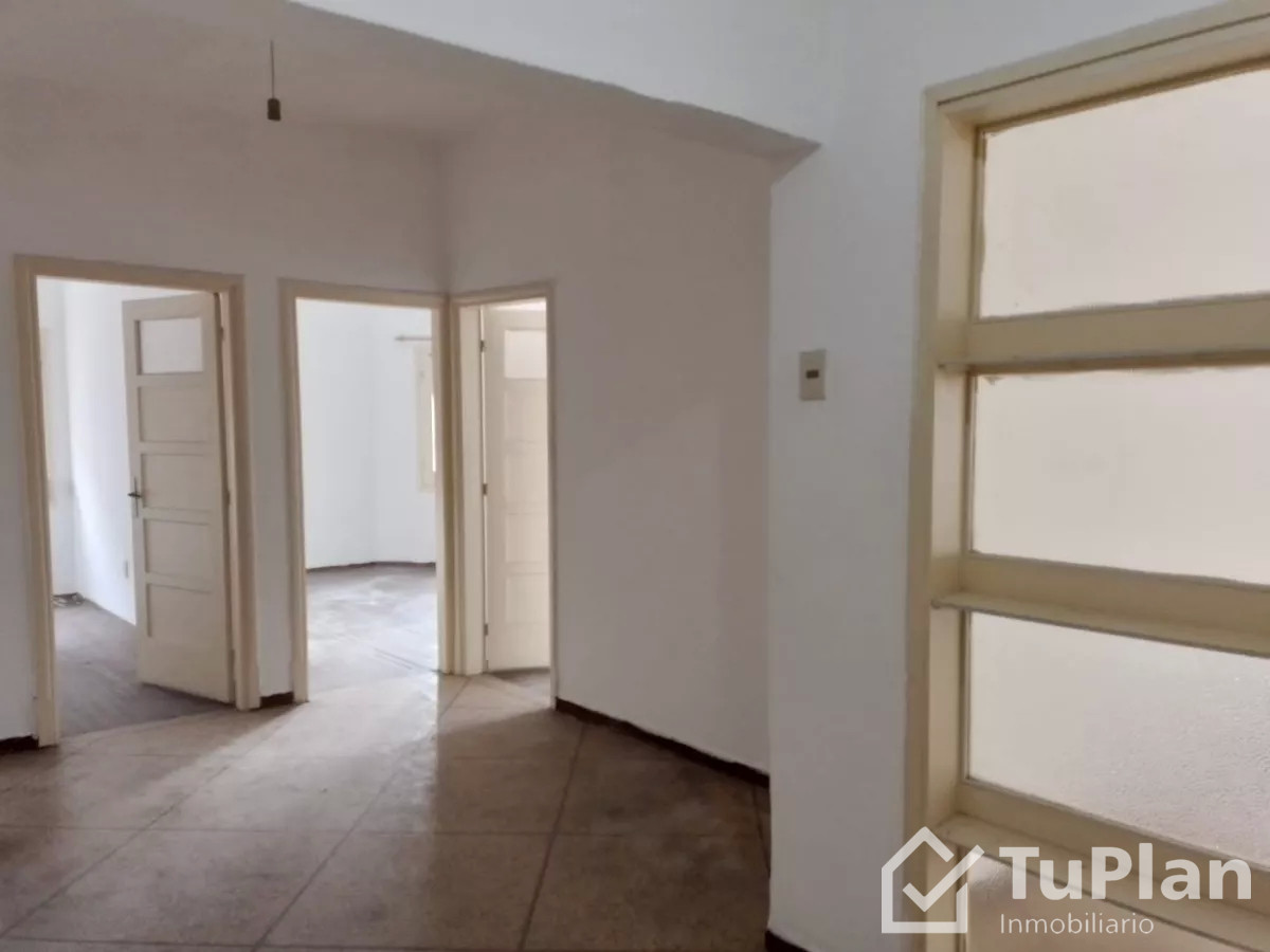 Casa ID.474 - (Ref: 2.498) Se alquila casa en Ciudad Vieja