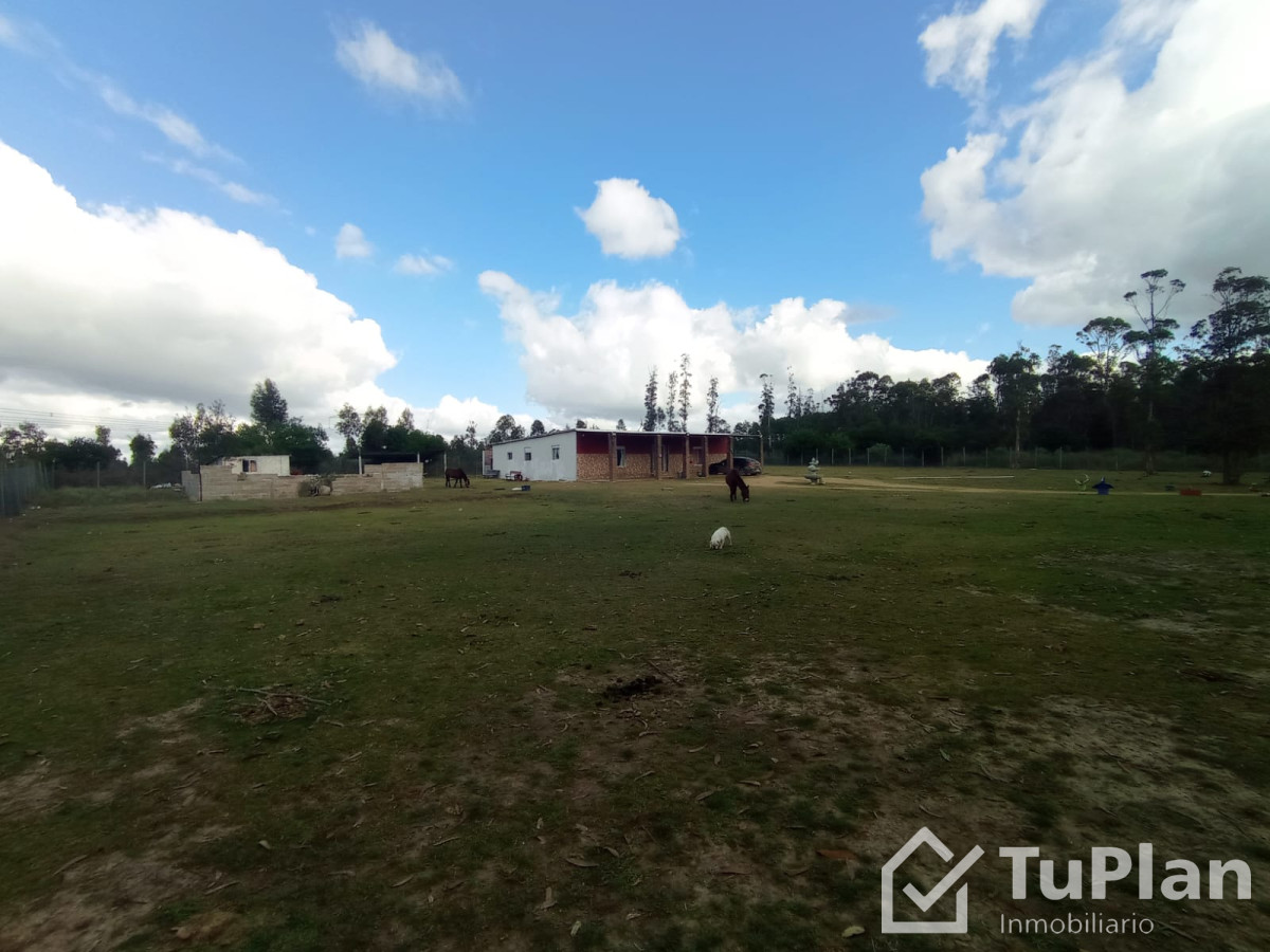 Casa ID.287 - Vendo casa con gran terreno en Joaquín Suarez (Ref:2.236)