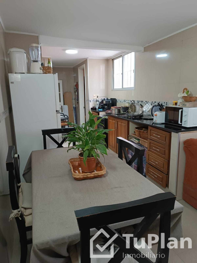 Casa ID.1089 - (Ref: 3.363) Alquiler de casa de 3 dormitorios, 2 baños garage y patio en Pocitos