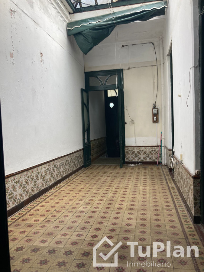 Casa ID.495 - (Ref: 2.519) Se alquila gran casa en Palermo