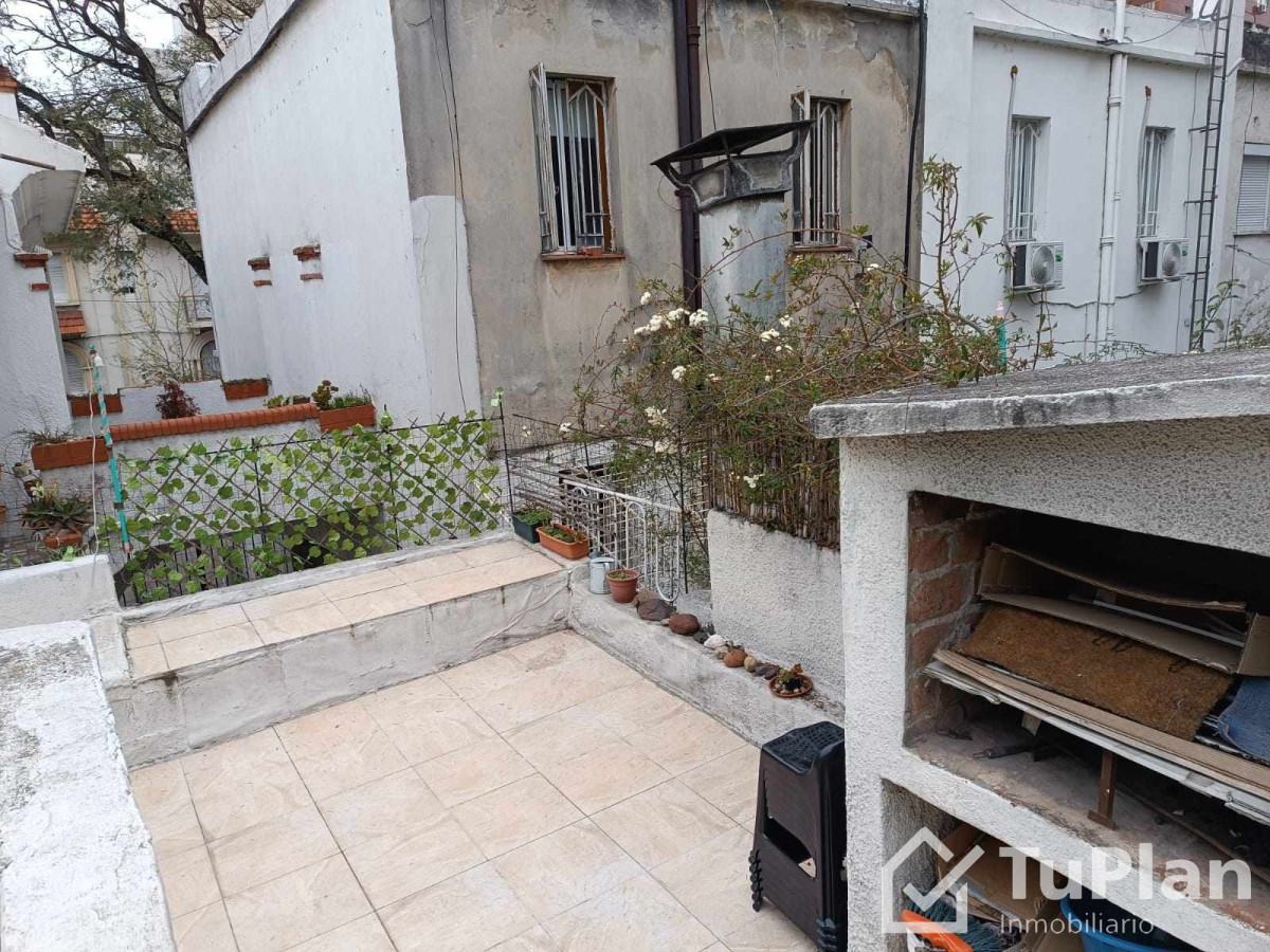 Casa ID.1089 - (Ref: 3.363) Alquiler de casa de 3 dormitorios, 2 baños garage y patio en Pocitos