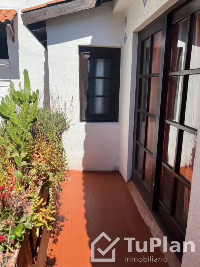 Casa ID.1961 - Casa Petit Hotel Bello Y Reborati, Excelente Ubicación, Próximo A 21 Y Ellauri, Rambla, Espacios Verdes Y Centro Comercial