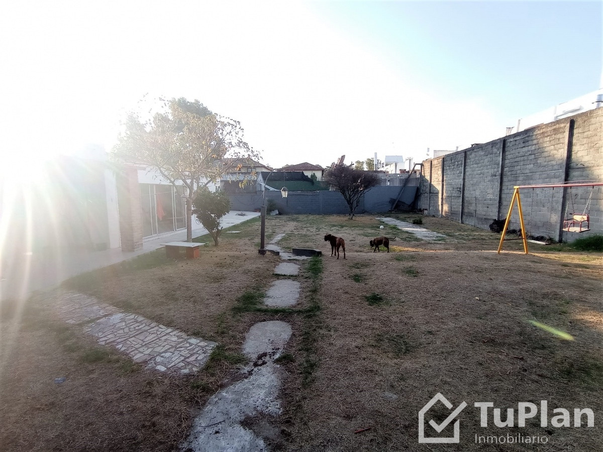 Casa ID.54 - (Ref:070) Casa para la venta Amirón 5489