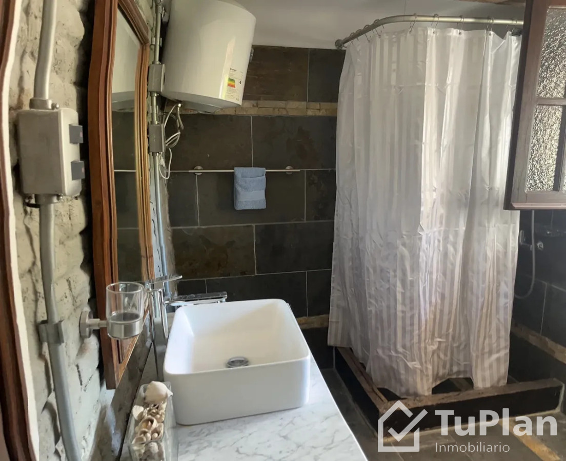 Casa ID.1961 - Casa Petit Hotel Bello Y Reborati, Excelente Ubicación, Próximo A 21 Y Ellauri, Rambla, Espacios Verdes Y Centro Comercial