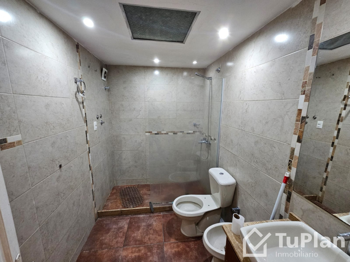 Casa ID.1948 - (5.350) Hermosa casa de dos dormitorios, barbacoa y entrada para vehiculos