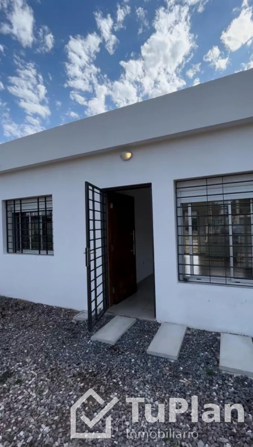 Casa ID.1005 - (Ref: 3.280) Venta de casa a estrenar de 2 dormitorios, patio y cochera en Ituzaingó
