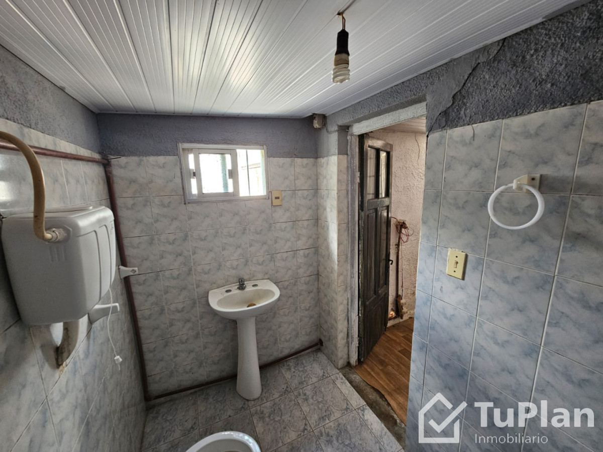 Casa ID.1948 - (5.350) Hermosa casa de dos dormitorios, barbacoa y entrada para vehiculos