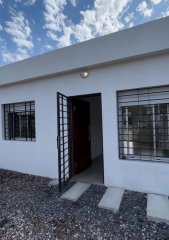 (Ref: 3.280) Venta de casa a estrenar de 2 dormitorios, patio y cochera en Ituzaingó