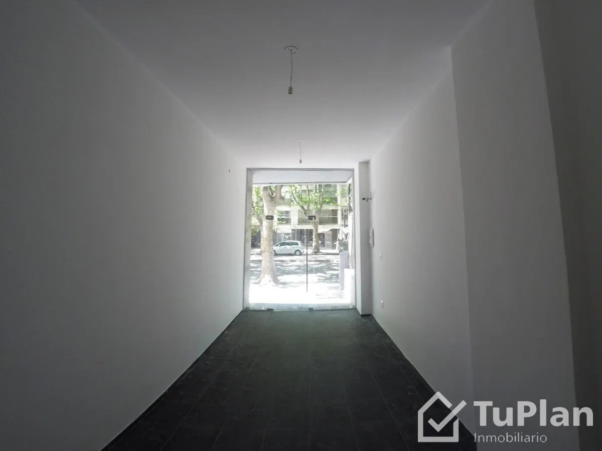 Local Comercial ID.1787 - (Ref 4.195) Se alquila local comercial en Pocitos 