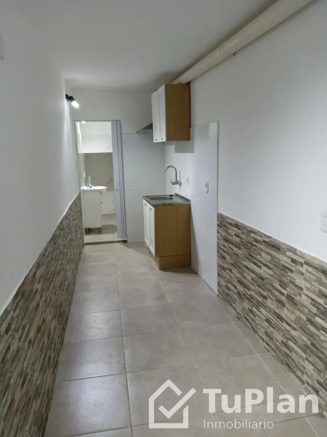 Local Comercial ID.1966 - Local a pasos de San Martin