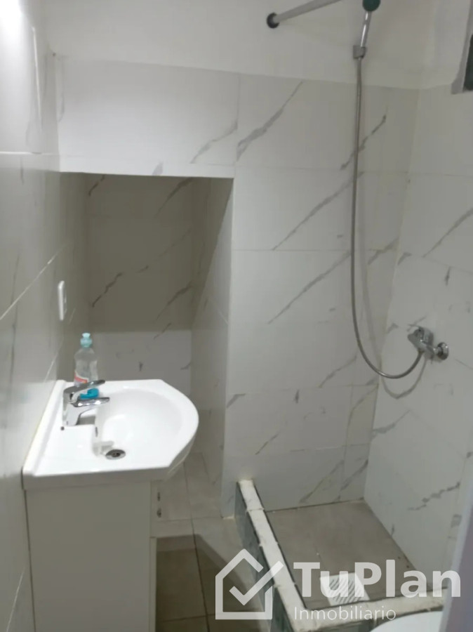 Local Comercial ID.1966 - Local a pasos de San Martin