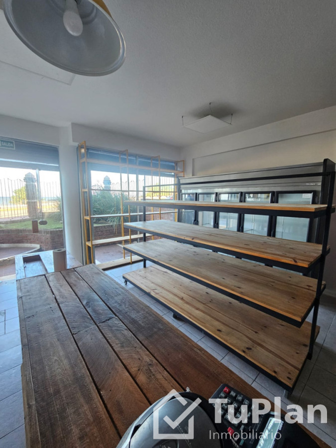 Local Comercial ID.1965 - Ref. 5014 Local Comercial sobre Rambla Malvin