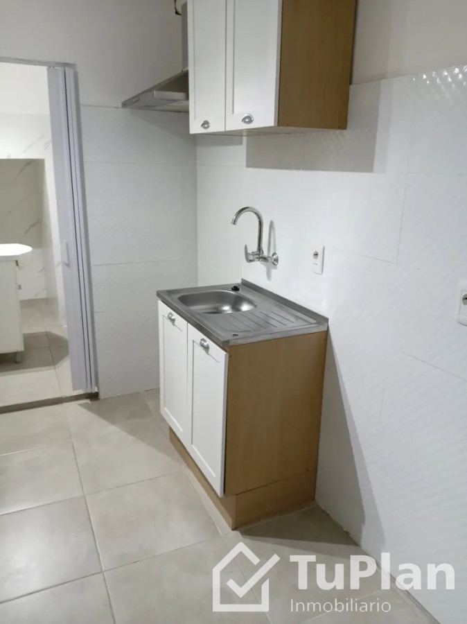 Local Comercial ID.1966 - Local a pasos de San Martin