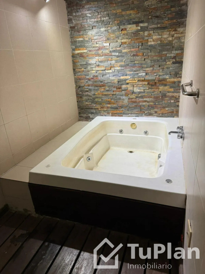 Apartamento ID.1970 - Ref.5019 Apartamento 2 Dorm. Pta. Carretas