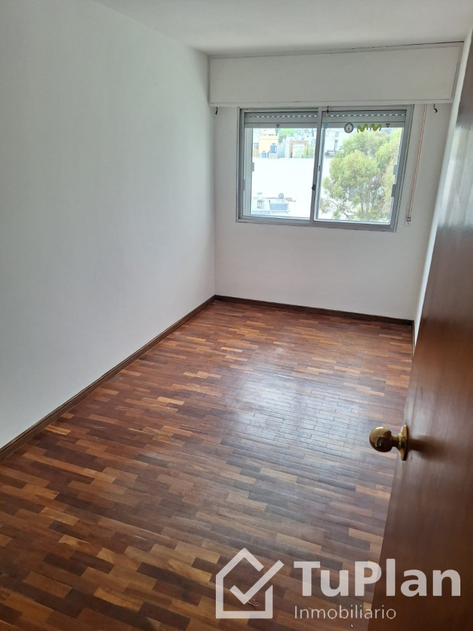 Apartamento ID.1246 - (Ref: 3.521) Alquiler de apto Punta Carretas Edificio Boa Vista, Rambla Gandhi y Solano García.