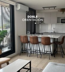 Venta De Apartamento De 1 Dormitorio En Malvin Sobre Av Italia