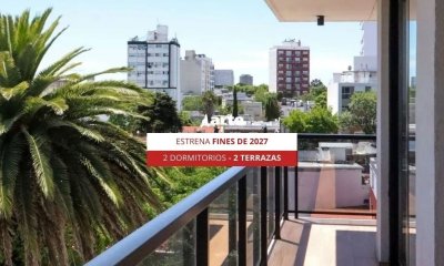Venta De Apartamento De 2 Dormitorios Con Dos Terrazas En Buceo!