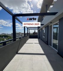 Venta De Apartamento De 2 Domitorios En Cordon Penthouse