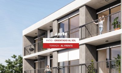Venta De Apartamento De 2 Dormitorio Con Patio Y Terraza En Malvin!
