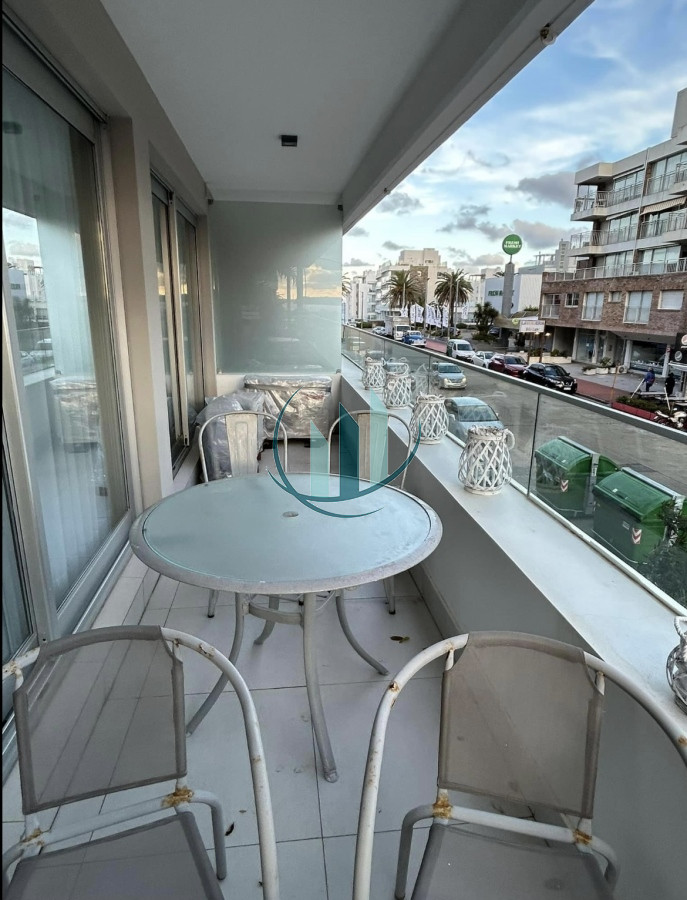 Apartamento ID.567 - Se vende apartamento en península. Oportunidad 