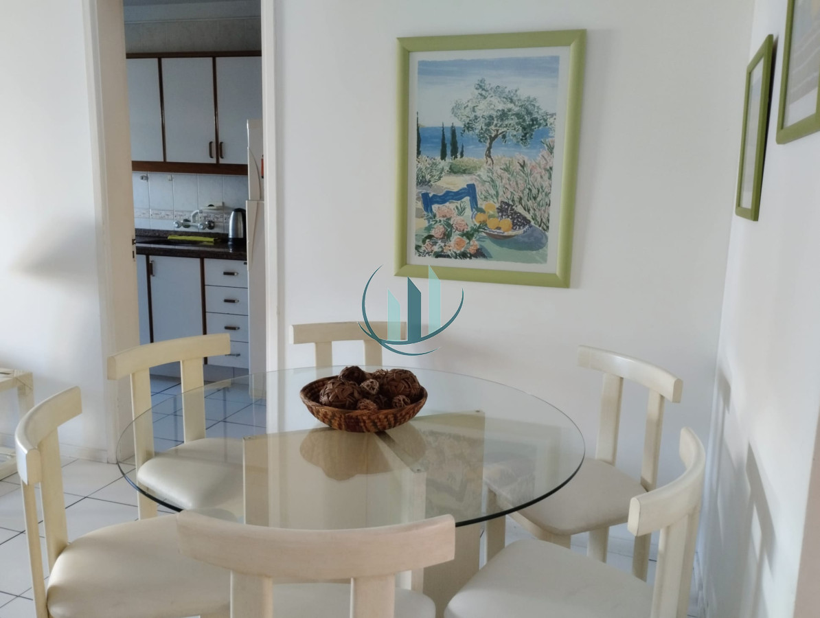 Apartamento ID.588 - A pasos del mar apartamento de 2 dormitorios con hermosa vista al jardín
