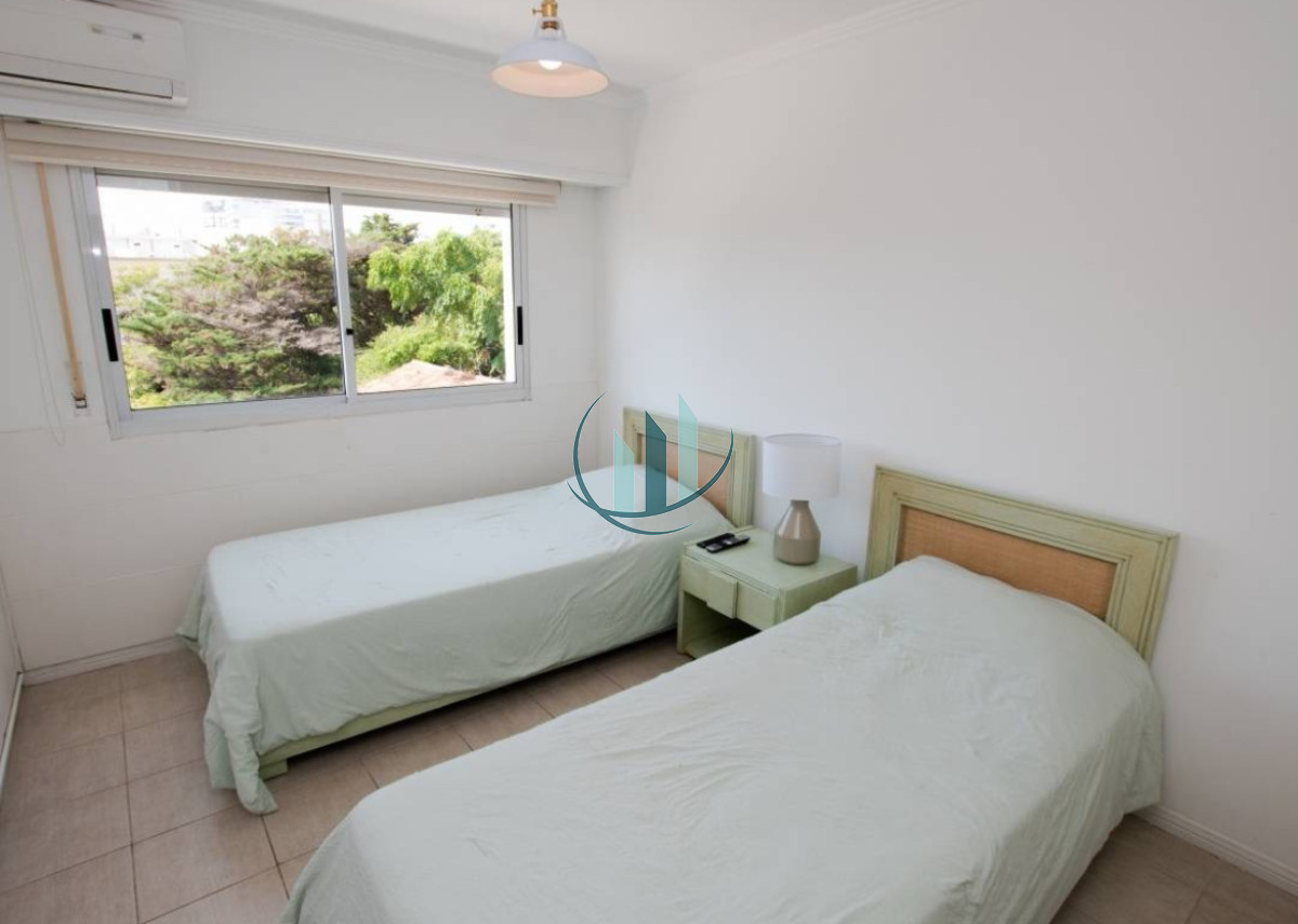 Apartamento ID.705 - Venta apartamento 3 dormitorios Puerto Punta del Este 