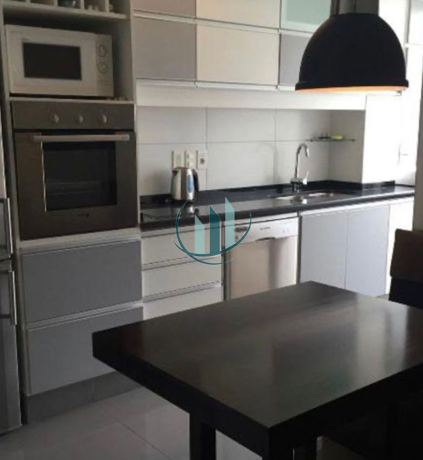 Apartamento ID.696 - Venta apartamento 4 dormitorios Roosevelt