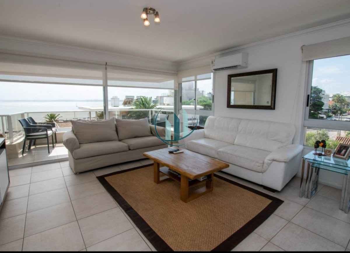 Apartamento ID.705 - Venta apartamento 3 dormitorios Puerto Punta del Este 