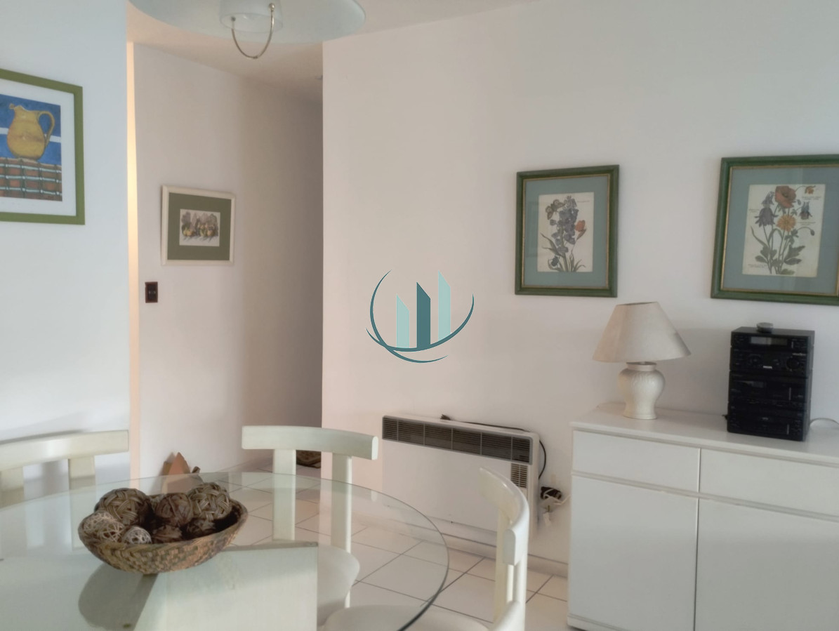 Apartamento ID.588 - A pasos del mar apartamento de 2 dormitorios con hermosa vista al jardín
