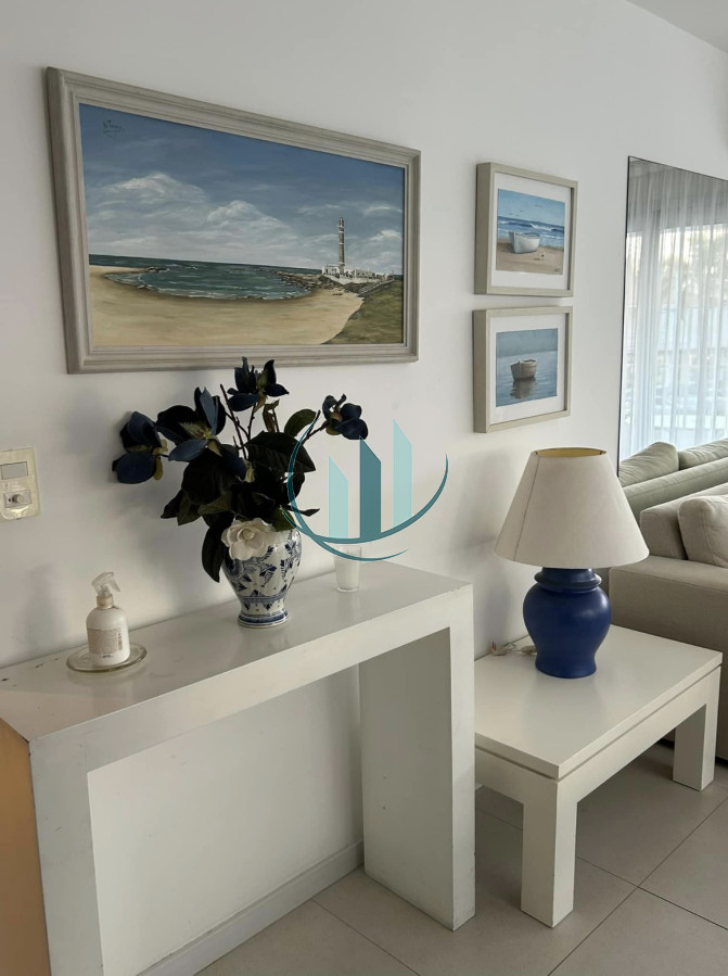 Apartamento ID.567 - Se vende apartamento en península. Oportunidad 