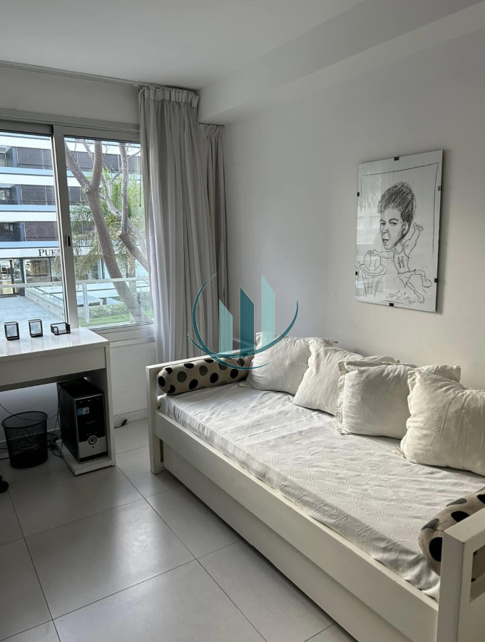 Apartamento ID.567 - Se vende apartamento en península. Oportunidad 